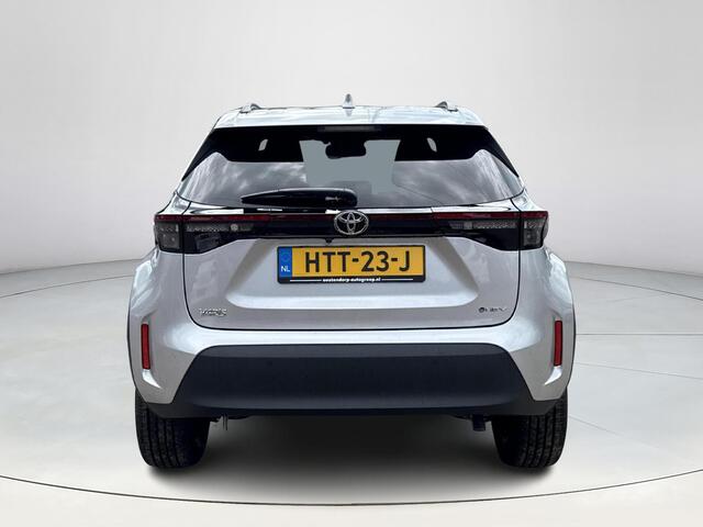 Toyota YARIS Cross 1.5 Hybrid 115 First Edition **STOEL EN STUURWIELVERWARMING/ KEYLESS/ ADAPTIEVE CRUISE CONTROL/ 36 MAANDEN GARANTIE**