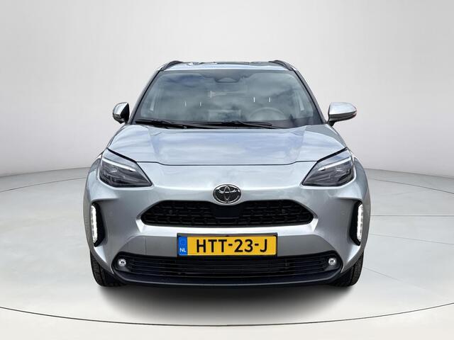 Toyota YARIS Cross 1.5 Hybrid 115 First Edition **STOEL EN STUURWIELVERWARMING/ KEYLESS/ ADAPTIEVE CRUISE CONTROL/ 36 MAANDEN GARANTIE**
