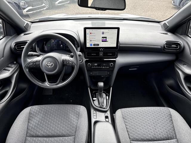 Toyota YARIS Cross 1.5 Hybrid 115 First Edition **STOEL EN STUURWIELVERWARMING/ KEYLESS/ ADAPTIEVE CRUISE CONTROL/ 36 MAANDEN GARANTIE**