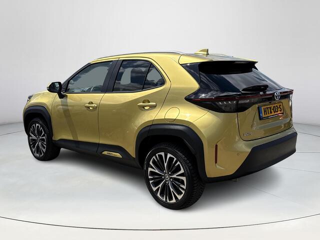 Toyota YARIS Cross 1.5 Hybrid Executive AWD **NAVIAGTIE/ STOEL EN STUURWIELVERWARMING/ DODEHOEK DETECTIE/ 36 MAANDEN GARANTIE**