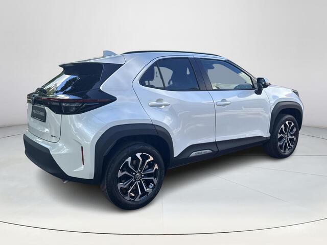 Toyota YARIS Cross 1.5 Hybrid 130 Dynamic | 06-10141018 Voor meer informatie