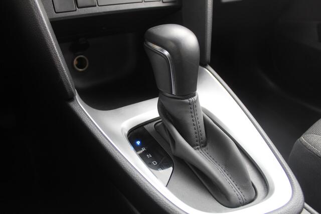Toyota YARIS Cross 1.5 Hybrid Active Apple carplay/ android auto l Armsteun l Elektrisch inklapbare buitenspiegels l Climate control l Achteruitrijcamera