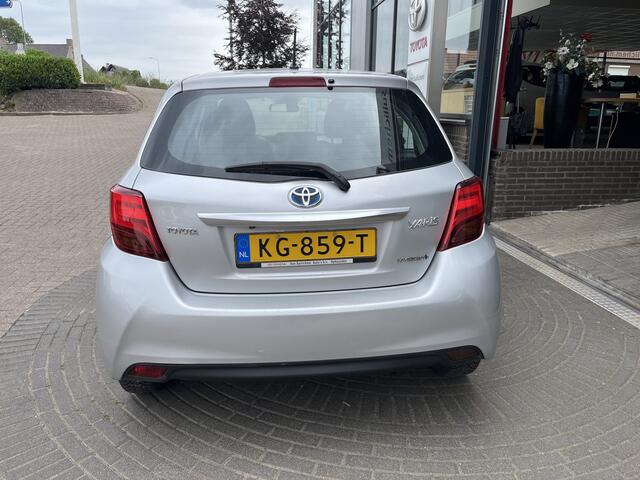 Toyota YARIS 1.5 Hybrid Trend