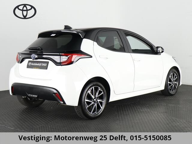 Toyota YARIS 1.5 HYBRID DYNAMIC PACK AUTOMAAT GARANTIE 2-2033! LMV.CAMERA.ADAPTIVE CRUISE.CLOUD NAVIGATIE
