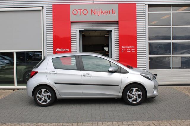 Toyota YARIS 1.5 Hybrid Trend