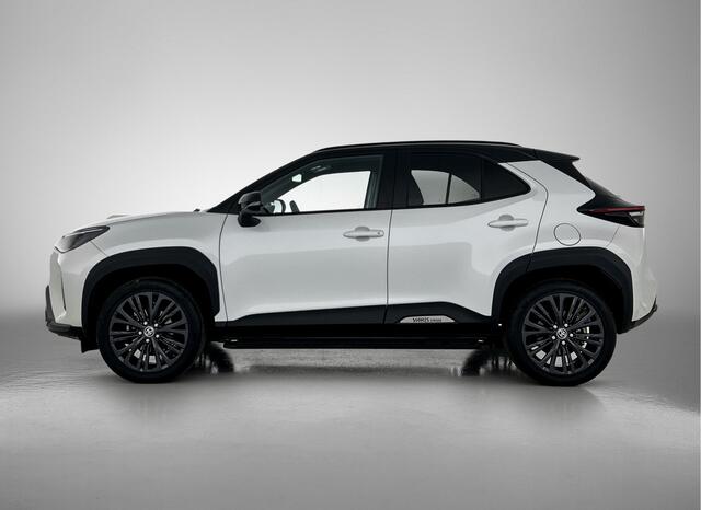 Toyota YARIS Cross 1.5 Hybrid Adventure AWD | All Wheel Drive | Trekhaak | Blindspot | PDC voor en achter |