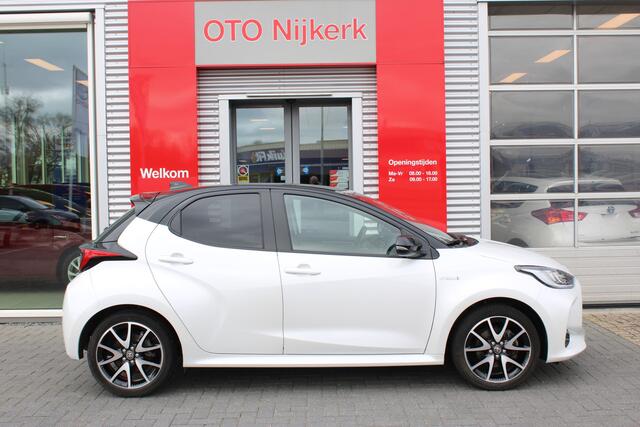 Toyota YARIS 1.5 Hybrid Executive Limited Bi-Tone *Trekhaak!*