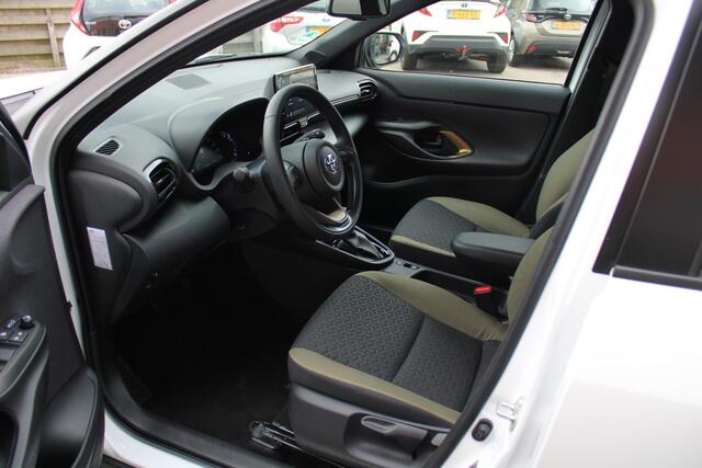 Toyota YARIS Cross 1.5 Hybrid Explore , Automaat, Applecarplay/Androidauto, Parkeersensoren voor en achter
