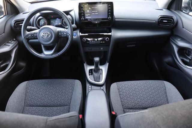 Toyota YARIS Cross 1.5 Hybrid 115 Active, Lichtmetalen velgen