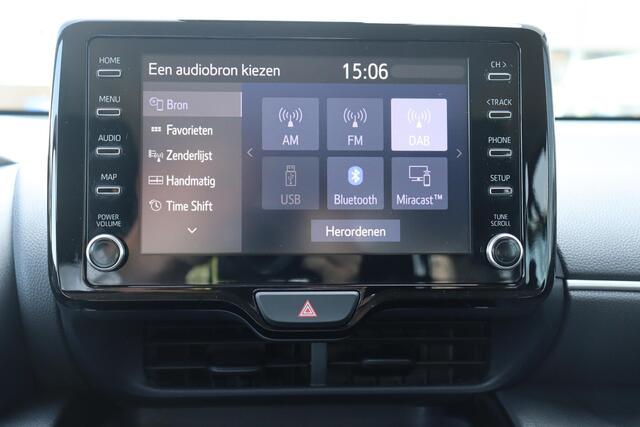 Toyota YARIS Cross 1.5 Hybrid 115 Active, Lichtmetalen velgen