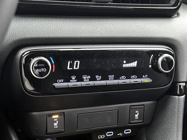 Toyota YARIS 1.5 Hybrid Dynamic Comfort Pakket | Parkeersensor voor en achter |