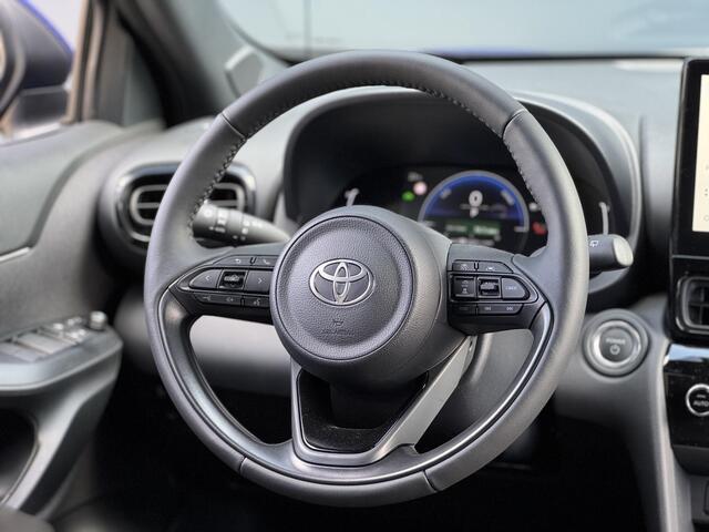 Toyota YARIS Cross 1.5 Hybrid 115 Dynamic | Nieuw op voorraad | Comfort pack | Dodehoekdetectie | PDC V+A | Draadloze telefoonlader + carplay |