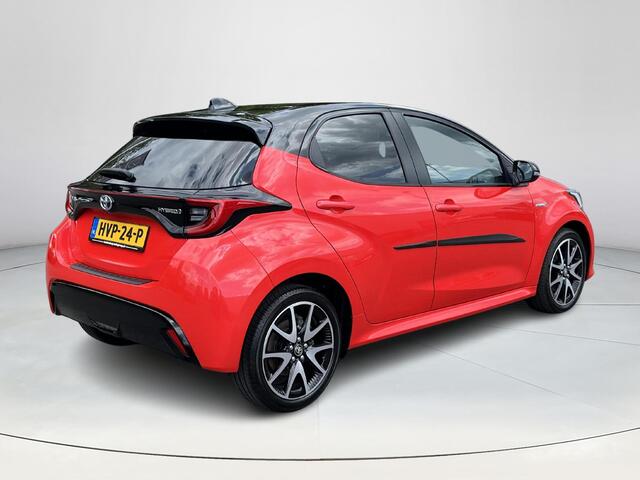 Toyota YARIS 1.5 Hybrid Executive | Apple CarPlay/Android auto | Achteruitrijcamera | Verwarmde voorstoelen | Head-up display