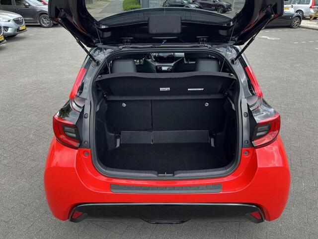 Toyota YARIS 1.5 Hybrid Executive | Apple CarPlay/Android auto | Achteruitrijcamera | Verwarmde voorstoelen | Head-up display