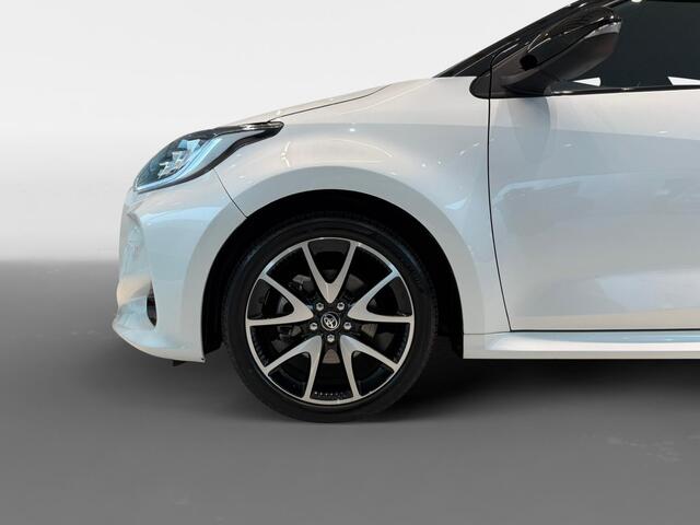 Toyota YARIS 1.5 Hybrid Executive | leder| Navigatie | multimedia | stoelverwarming |