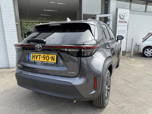 Toyota YARIS Cross 1.5 Hybrid 130 Dynamic Comfortpack|Parkeersensoren|Blindspot|Stoelverwarming Nieuwe auto, direct rijden! Van 36.985,= nu 34.450,= rijklaar!!!