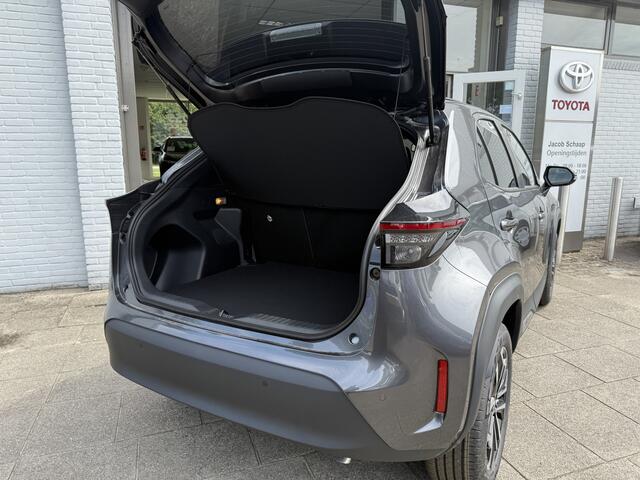 Toyota YARIS Cross 1.5 Hybrid 130 Dynamic Comfortpack|Parkeersensoren|Blindspot|Stoelverwarming Nieuwe auto, direct rijden! Van 36.985,= nu 34.450,= rijklaar!!!
