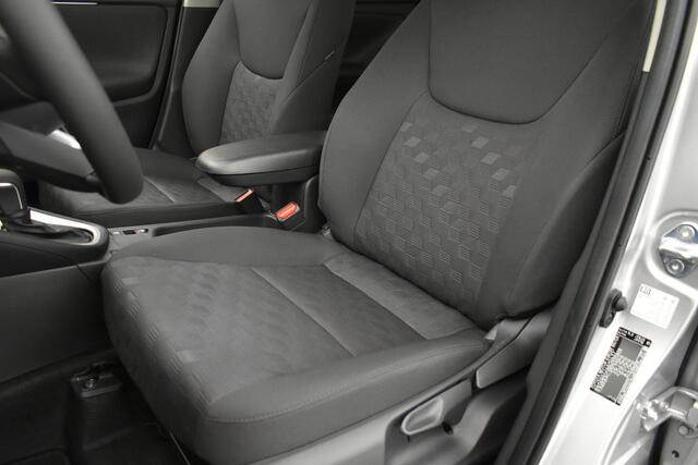 Toyota YARIS 1.5 Hyb Nieuw Rijklaar Camera PDC v+a Stoel/Stuur Verwarming Adaptive Cruise Control