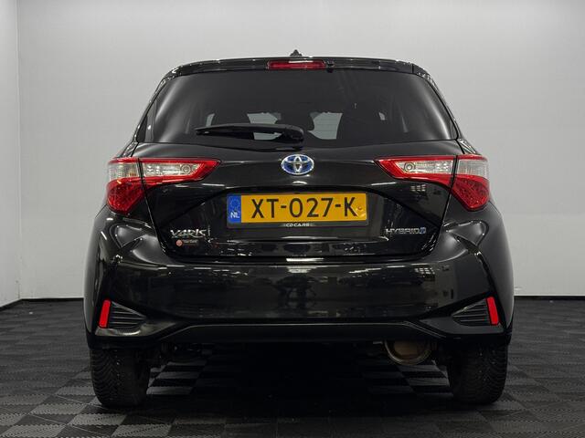 Toyota YARIS 1.5 Hybrid Dynamic Clima, Camera, Navi, Keyless start, Cruise control, Rijstrook correctie