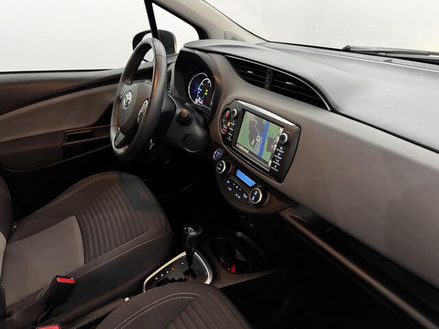 Toyota YARIS 1.5 Hybrid Dynamic Clima, Camera, Navi, Keyless start, Cruise control, Rijstrook correctie