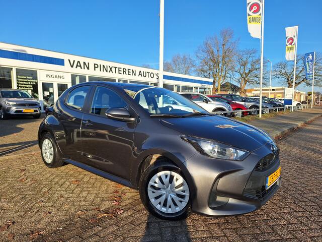 Toyota YARIS 1.5 HYBRIDE (is een Mazda 2 = identiek)