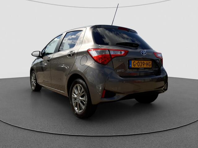 Toyota YARIS 1.5 Hybrid Dynamic | Navigatie | Camera | LM Velgen |