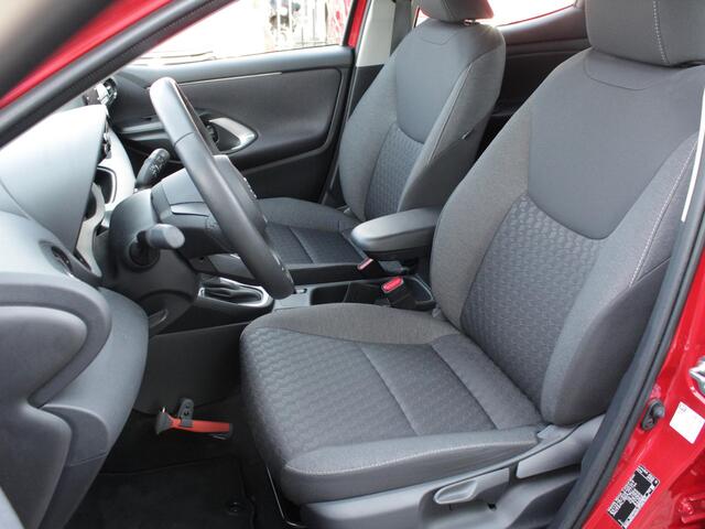 Toyota YARIS 1.5 Hybrid Edition | Airco | Lm-Velgen | Trekhaak