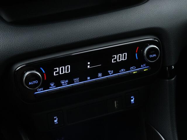 Toyota YARIS 1.5 Hybrid GR Sport Limited | Panoramadak | JBL | Head Up Display | 18"LM Velgen |