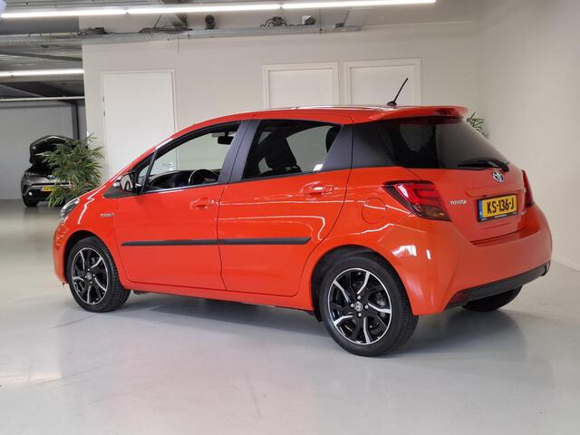 Toyota YARIS 1.5 Hybrid Orange Sport | Cruise control | Climate control |