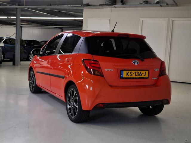 Toyota YARIS 1.5 Hybrid Orange Sport | Cruise control | Climate control |