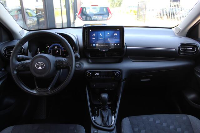Toyota YARIS 1.5 Hybrid 115 Dynamic | Rijklaar | Apple/Android | Stoel/stuur-verwarming | Camera | Keyless