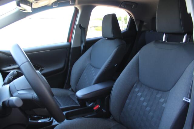 Toyota YARIS 1.5 Hybrid 115 Dynamic | Rijklaar | Apple/Android | Stoel/stuur-verwarming | Camera | Keyless