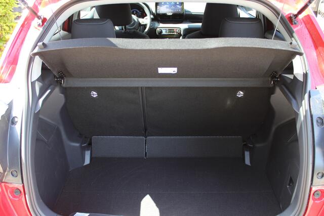Toyota YARIS 1.5 Hybrid 115 Dynamic | Rijklaar | Apple/Android | Stoel/stuur-verwarming | Camera | Keyless
