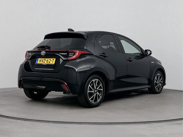 Toyota YARIS 1.5 Hybrid Style Limited | Glazen Panoramadak | Apple Carplay -/ Android Auto | Parkeercamera |