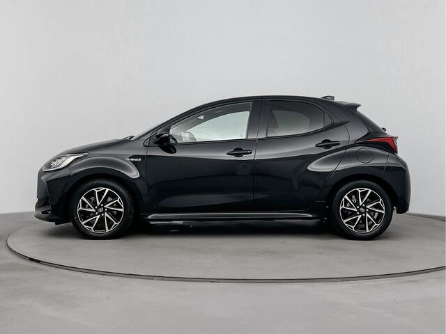 Toyota YARIS 1.5 Hybrid Style Limited | Glazen Panoramadak | Apple Carplay -/ Android Auto | Parkeercamera |