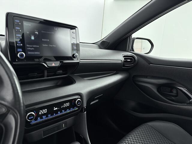 Toyota YARIS 1.5 Hybrid Style Limited | Glazen Panoramadak | Apple Carplay -/ Android Auto | Parkeercamera |