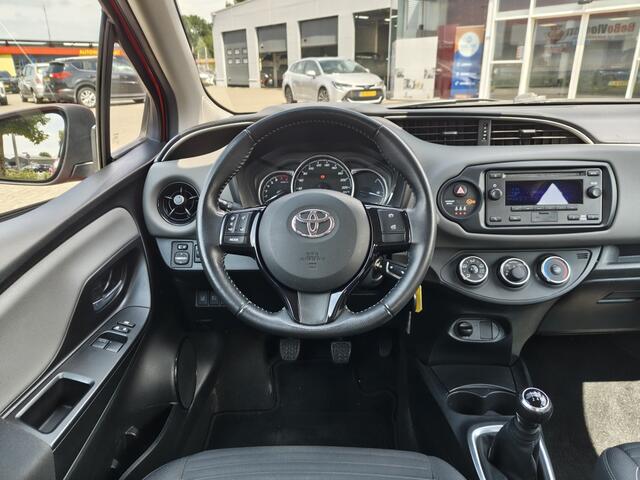 Toyota YARIS 1.0 VVT-i Comfort | Airco | Centrale vergrendeling | Bluetooth