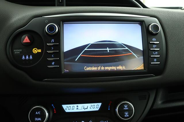 Toyota YARIS 1.5 VVT-i Active | Automaat | Airco | Cruise Control | Achteruitrijcamera | Trekhaak |