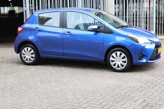 Toyota YARIS 1.5 VVT-i Active