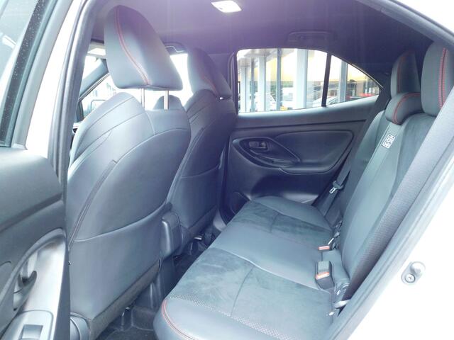 Toyota YARIS Cross 1.5 Hybrid 130 GR Sport | JBL | HUD | Stuurverwarming