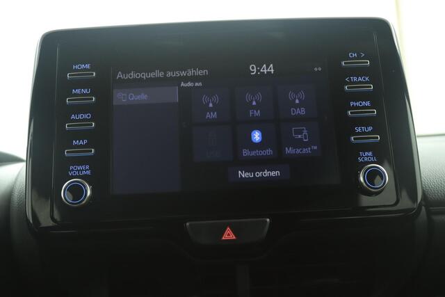 Toyota YARIS 1.5 Hybrid 115 Tokyo Spirit | Adaptive Cruise Control | Achteruitrijcamera | Stoelverwarming | Apple Carplay | Android Auto |