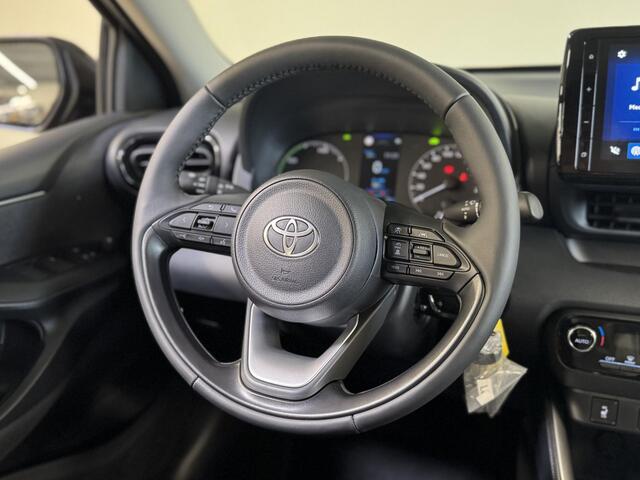 Toyota YARIS 1.5 Hybrid 115 Active | Stoel/stuur verwarming | Draadloze carplay | Climate control | Nieuw |