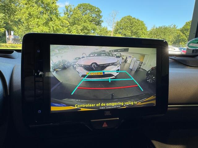 Toyota YARIS 1.5 Hybrid Executive Camera Trekhaak 1e Eigenaar NL-Auto