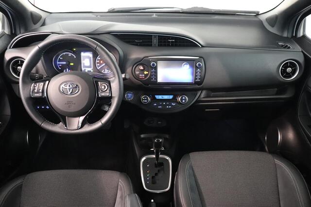 Toyota YARIS 1.5 Hybrid Executive | Camera | Climate control | Navigatie | Cruise control | Key-less | Lane assist |