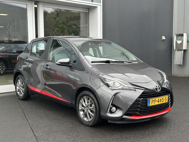 Toyota YARIS 1.5 VVT-i Design Red Unieke km stand!! Dealeronderhouden! LM velgen | Airco | Parkeercamera
