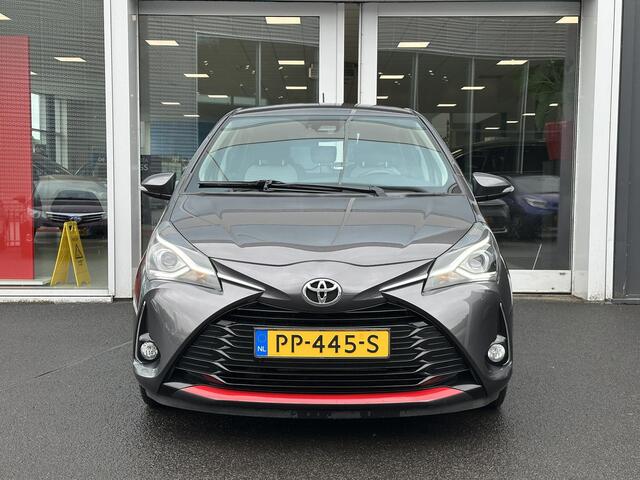 Toyota YARIS 1.5 VVT-i Design Red Unieke km stand!! Dealeronderhouden! LM velgen | Airco | Parkeercamera