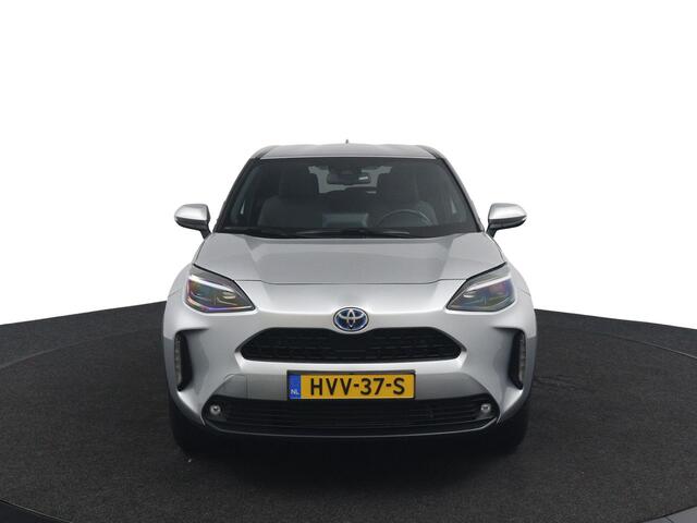 Toyota YARIS Cross 1.5 Hybrid Dynamic | Comfort Pakket | PDC Voor en achter | Dodehoek Detectie | Stoel en Stuurverwarming | Draadloos telefoonlader |