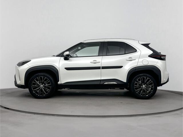 Toyota YARIS Cross 1.5 Hybrid Adventure Limited | Stootstrips | Lichtmetalen Velgen | Metaallak |