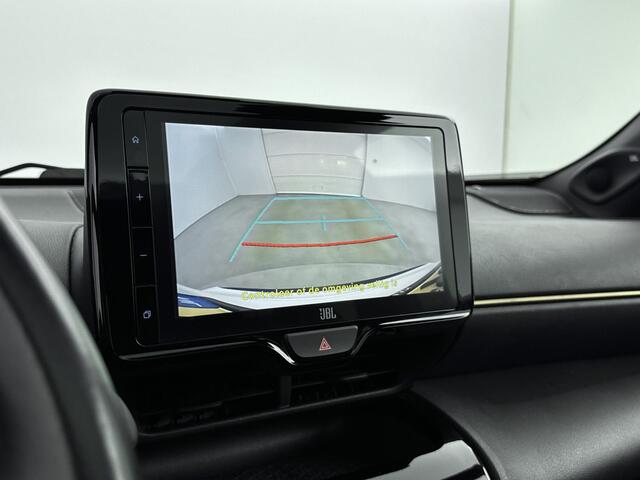 Toyota YARIS Cross 1.5 Hybrid Adventure Limited | Stootstrips | Lichtmetalen Velgen | Metaallak |