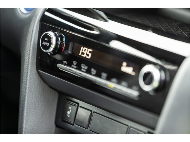 Toyota YARIS Cross 1.5 Hybrid 115 Style Edition Parkeersensoren V+A, Dodehoeksensor, Navigatie , All-in Rijklaarprijs